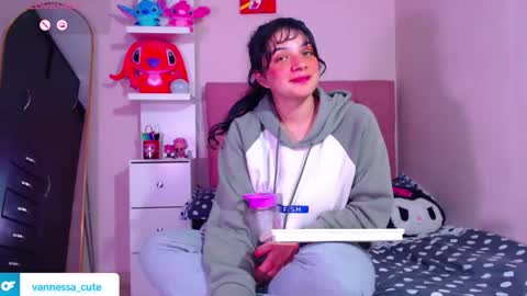 Snapshot of vannessa_shy chatting on November 2025 12:13:01 AM Vanesa online show from November 2025 12:13:01 AM