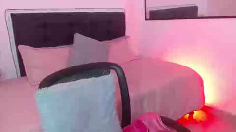 vane online show from February 2026 10:33:01 PM