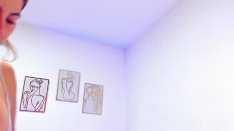 Snapshot of vannhesa chatting on March 2025 11:29:02 AM Vannhesa online show from March 2025 11:29:02 AM