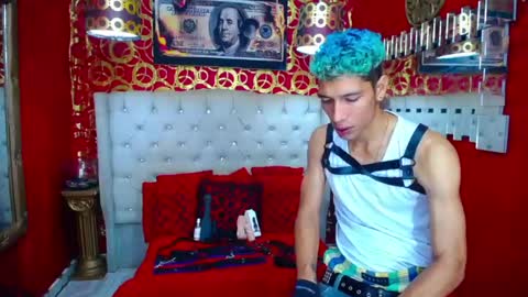 Esteban online show from July 2026 08:04:02 PM