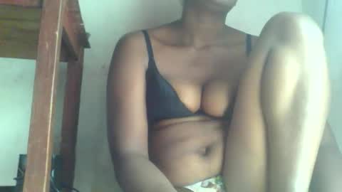 vayanah317 online show from March 2026 06:17:02 AM