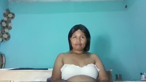 Vayannah online show from March 2026 06:48:01 PM