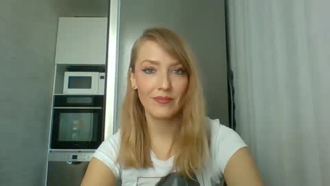 Veessa online show from April 2026 10:53:02 AM