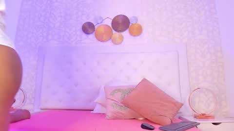 Snapshot of vega__16 chatting on November 2025 11:44:02 AM online show from November 2025 11:44:02 AM