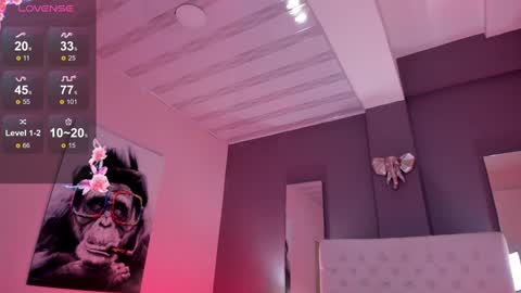 Snapshot of vega_roux chatting on December 2024 08:51:01 PM VEGA online show from December 2024 08:51:01 PM