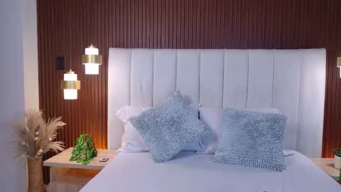 Snapshot of vega_sara chatting on February 2026 02:24:01 PM Mia brando online show from February 2026 02:24:01 PM