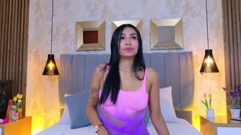 Mia brando online show from March 2026 08:15:02 PM