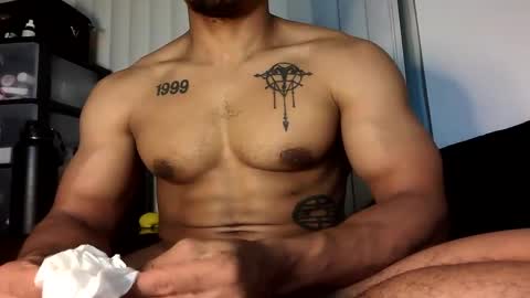 Snapshot of vegasluv702 chatting on September 2025 07:45:02 AM Vegas Love online show from September 2025 07:45:02 AM