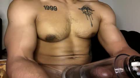 Snapshot of vegasluv702 chatting on October 2025 06:46:01 AM Vegas Love online show from October 2025 06:46:01 AM