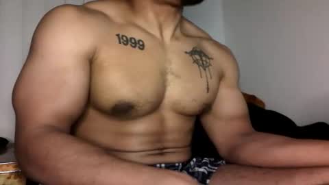 Snapshot of vegasluv702 chatting on November 2025 07:30:01 AM Vegas Love online show from November 2025 07:30:01 AM