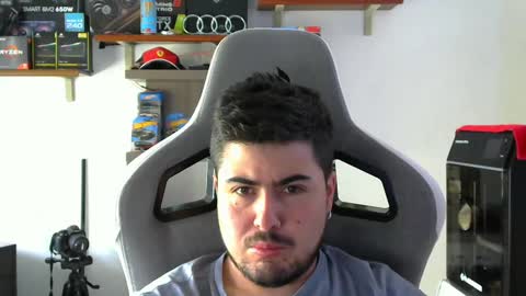 Snapshot of veils24 chatting on December 2024 06:54:02 PM Charles online show from December 2024 06:54:02 PM