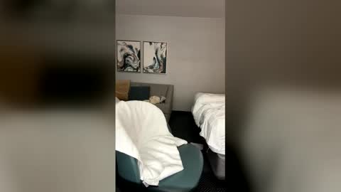 veinzilla online show from February 2026 03:15:01 AM