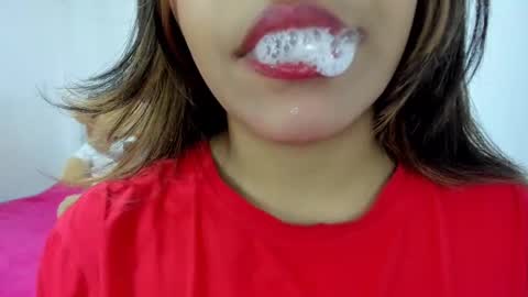 Snapshot of veky_saliva01 chatting on March 2025 05:25:01 PM camila online show from March 2025 05:25:01 PM