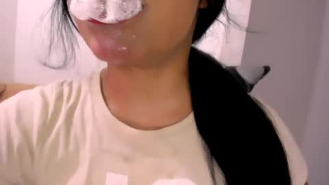 Snapshot of veky_saliva01 chatting on September 2025 10:15:01 PM camila online show from September 2025 10:15:01 PM