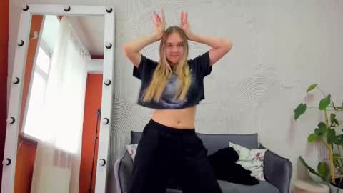 Snapshot of vel1ka chatting on November 2025 06:57:01 AM Barbara online show from November 2025 06:57:01 AM