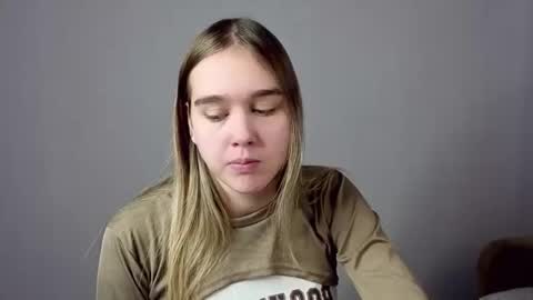 Snapshot of vel1ka chatting on November 2025 11:21:02 AM Barbara online show from November 2025 11:21:02 AM