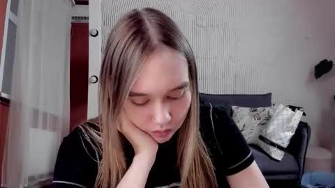 Snapshot of vel1ka chatting on November 2025 12:52:01 PM Barbara online show from November 2025 12:52:01 PM