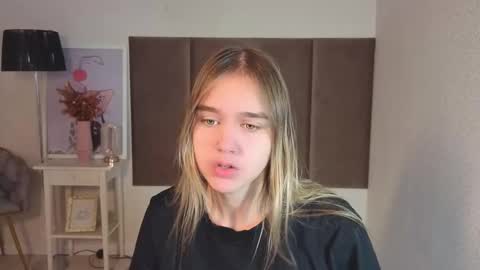 Snapshot of vel1ka chatting on December 2025 04:39:01 AM Barbara online show from December 2025 04:39:01 AM