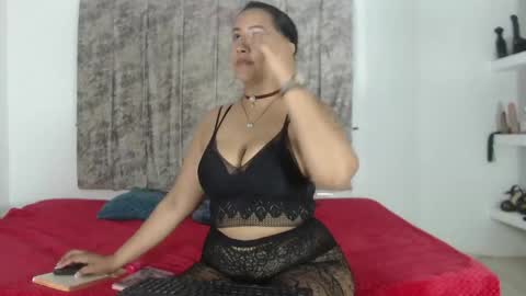 Snapshot of velaand_edwar01 chatting on May 2026 08:58:01 PM VelaAndEdwa online show from May 2026 08:58:01 PM