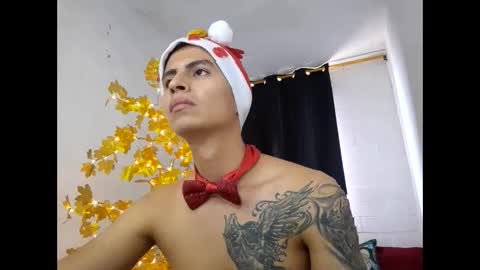 Snapshot of velk_hot1 chatting on December 2024 04:57:01 PM velk_hot1 online show from December 2024 04:57:01 PM