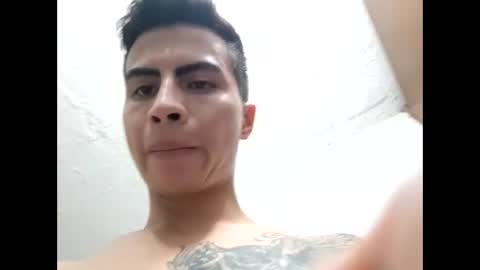 Snapshot of velk_hot1 chatting on January 2025 04:02:01 AM velk_hot1 online show from January 2025 04:02:01 AM