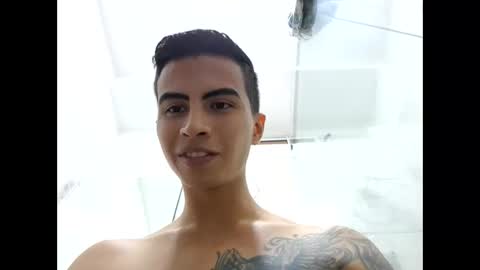 Snapshot of velk_hot1 chatting on January 2025 07:59:02 PM velk_hot1 online show from January 2025 07:59:02 PM