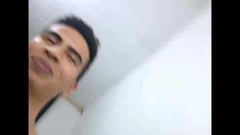 Snapshot of velk_hot1 chatting on January 2025 03:54:01 AM velk_hot1 online show from January 2025 03:54:01 AM