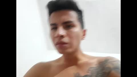 Snapshot of velk_hot1 chatting on January 2025 05:04:02 AM velk_hot1 online show from January 2025 05:04:02 AM