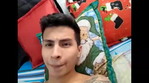 Snapshot of velk_hot1 chatting on January 2025 01:53:01 PM velk_hot1 online show from January 2025 01:53:01 PM