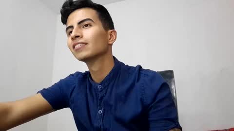 Snapshot of velk_hot1 chatting on March 2025 10:24:01 PM velk_hot1 online show from March 2025 10:24:01 PM