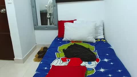 Snapshot of velk_hot1 chatting on November 2025 02:39:01 PM velk_hot1 online show from November 2025 02:39:01 PM