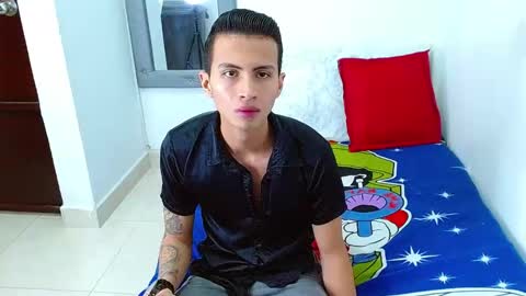 Snapshot of velk_hot1 chatting on November 2025 04:09:02 PM velk_hot1 online show from November 2025 04:09:02 PM