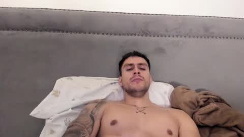 Snapshot of velkoz7 chatting on March 2026 04:18:02 AM Emm online show from March 2026 04:18:02 AM