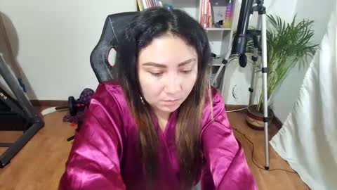 Snapshot of vellarossa chatting on February 2025 10:10:02 PM Im VelaI will be Christmas and New Year with my family December 22 to January 13 I will miss you guys. online show from February 2025 10:10:02 PM