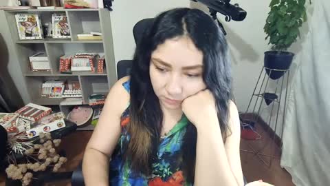 Snapshot of vellarossa chatting on September 2025 01:32:02 AM Im VelaI will be Christmas and New Year with my family December 22 to January 13 I will miss you guys. online show from September 2025 01:32:02 AM