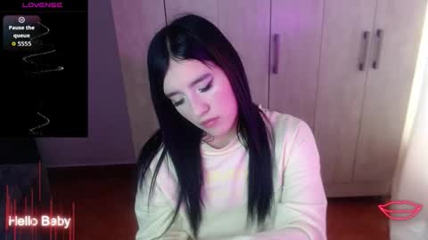 Snapshot of velvet_28_ chatting on October 2025 01:03:02 PM velvet_28_ online show from October 2025 01:03:02 PM