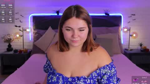 Snapshot of velvet___doll chatting on November 2025 01:13:01 PM Velvet Doll online show from November 2025 01:13:01 PM