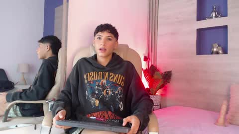 An online show from April 2026 04:06:01 AM