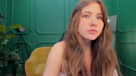 Snapshot of velvet_cherry chatting on January 2025 04:48:01 PM velvet_cherry online show from January 2025 04:48:01 PM