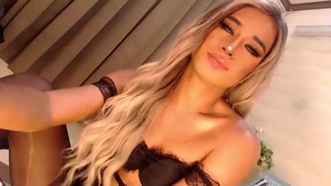 Richy will make you fall in love online show from March 2025 10:48:02 PM