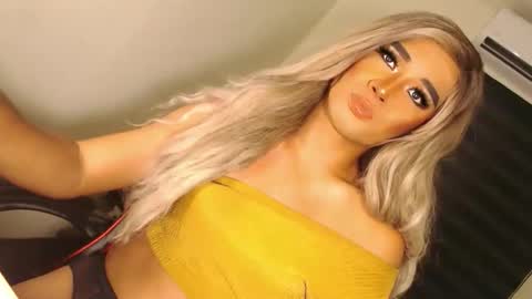 Richy will make you fall in love online show from October 2025 06:17:02 PM