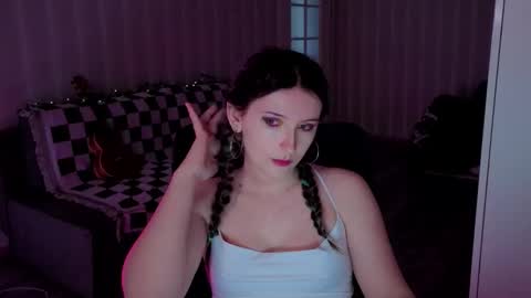 Snapshot of velvet_siren chatting on May 2026 12:45:02 PM Violet online show from May 2026 12:45:02 PM