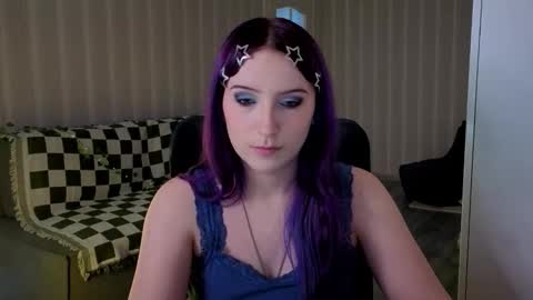 Snapshot of velvet_siren chatting on June 2026 11:05:01 AM Violet online show from June 2026 11:05:01 AM