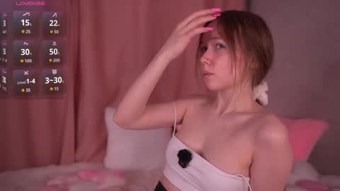 Polly online show from March 2026 06:18:02 PM