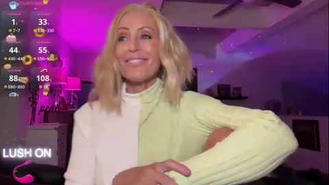 VelvetBarbie online show from January 2025 01:56:01 AM