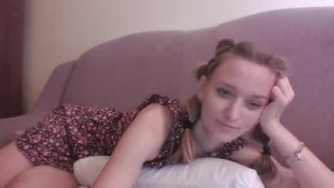 Snapshot of velvetintuition chatting on June 2026 05:19:02 AM velvetintuition online show from June 2026 05:19:02 AM