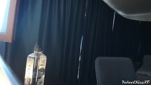 Snapshot of velvetkissxo chatting on September 2025 06:15:01 AM VelvetKissXO online show from September 2025 06:15:01 AM