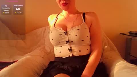 VelvetXmona online show from March 2026 03:19:02 PM