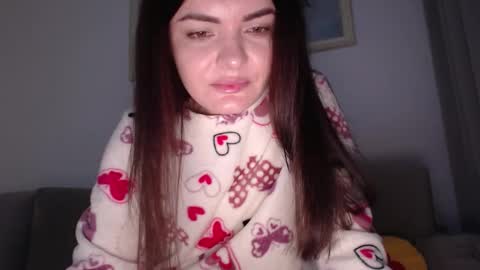 velvetmoon123 online show from February 2026 05:37:02 AM