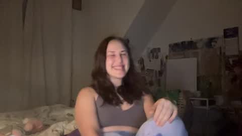 velvetsirenn online show from June 2026 08:11:02 PM